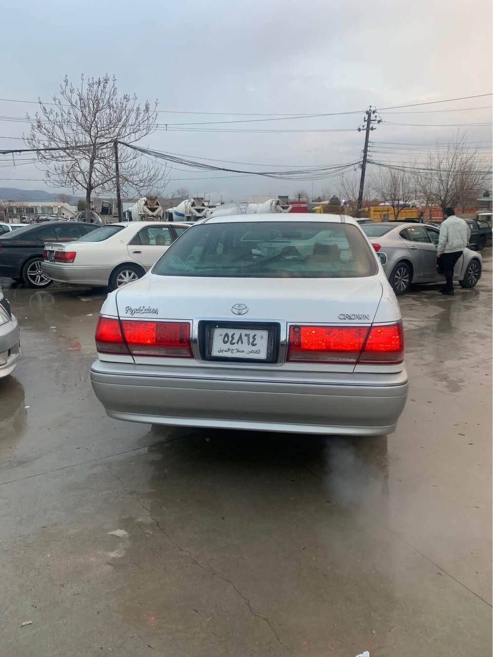 تويوتا مه ليكه مووس مووس
مؤديل ٢٠٠٢
مه كينه (d4) مه كينه بچوك
بيده عمو ليدراو 
گيرو مه كينه كاره بايي به شه رت
ته بريدو گه رمي به شه رت
ته قه و ره قه به شه رت
٤ تايه ي تازه
سعري كؤتايي ٤٥ گه لايه 
ژ.م /***********
ژ.م/*********** السليمانية, العراق
