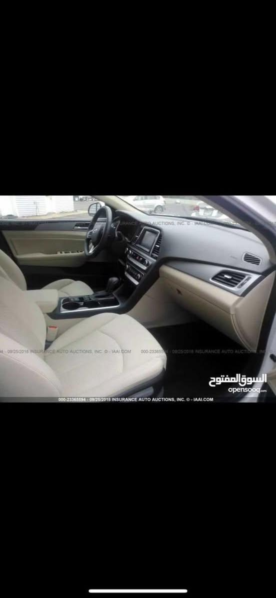 للبيع هونداي سوناتا 2018
سوناتا 2018 فول مواصفات ما عدا الفتحه 
والكشنات مخمل 
السيارة وارد امريكي 
حادثها نصف الجاملغ الايمن 
السياره بدون دواخل وبدون ايرباكات 
ماشية 88 الف ميل 
مواصفات 
بصمة 
رادار جانبي 
رادار امامي وتحديد مسار وقيادة ذاتية 
شاشة كبيرة 
اوتو هولد 
سايد بريك بصمة 
كشن السايق كهربائي 
داخل لونين بيجي واسود 
مكان السيارة بغداد
السعر135 وبيها مجال 
للاستفسار الاتصال على الرقم 
*********** 
مكان السيارة بغداد
