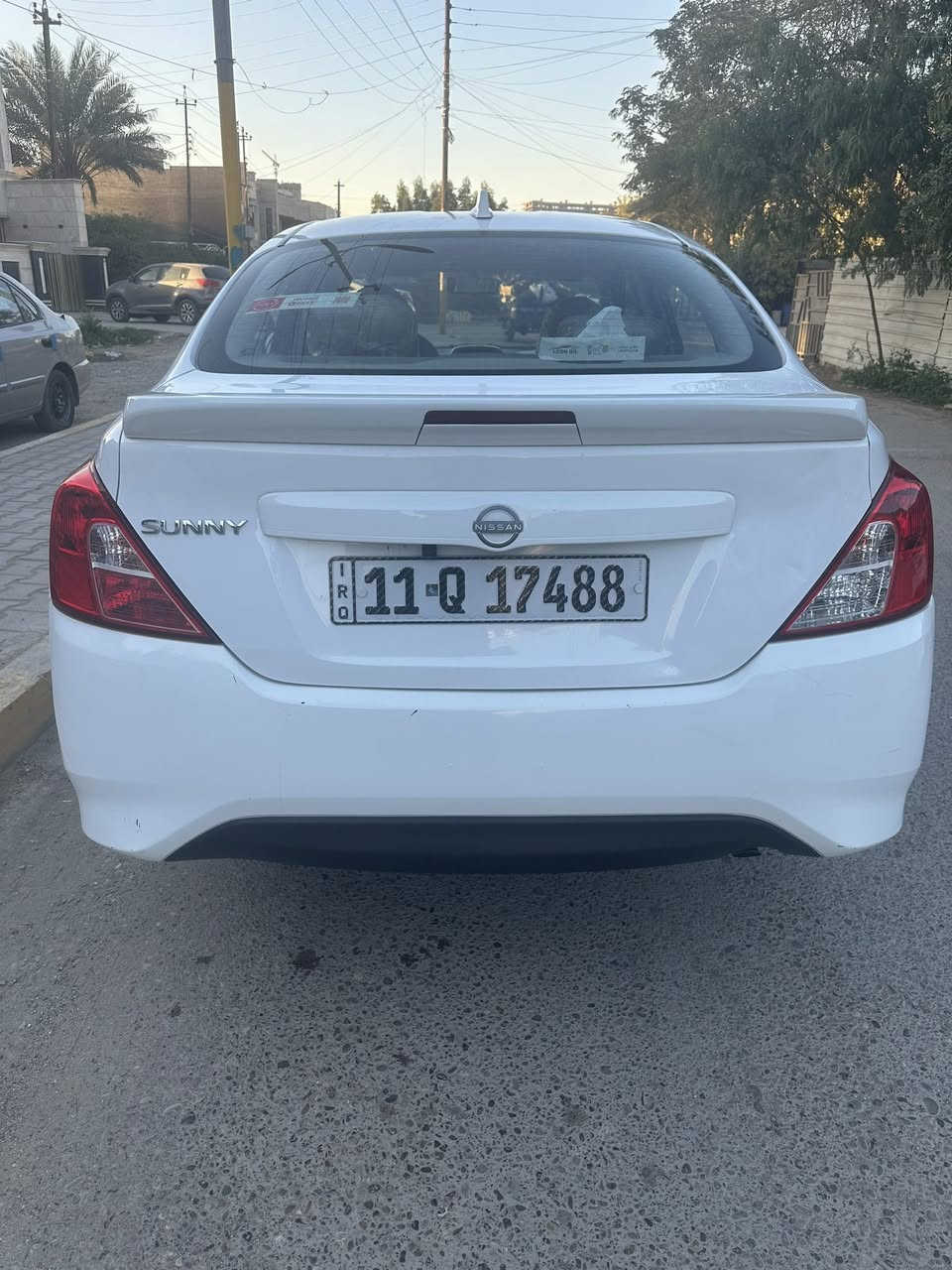 السلام عليكم
نسان صني هندي  ضمان السور
موديل2024 بيه رصعه بلباب وبلجاملوغ ماشيه 61 مواصفاتهه مروفه شاشه كبيره ونتحكم ستيرن 
مكانهه بغداد
السعر120$
***********
