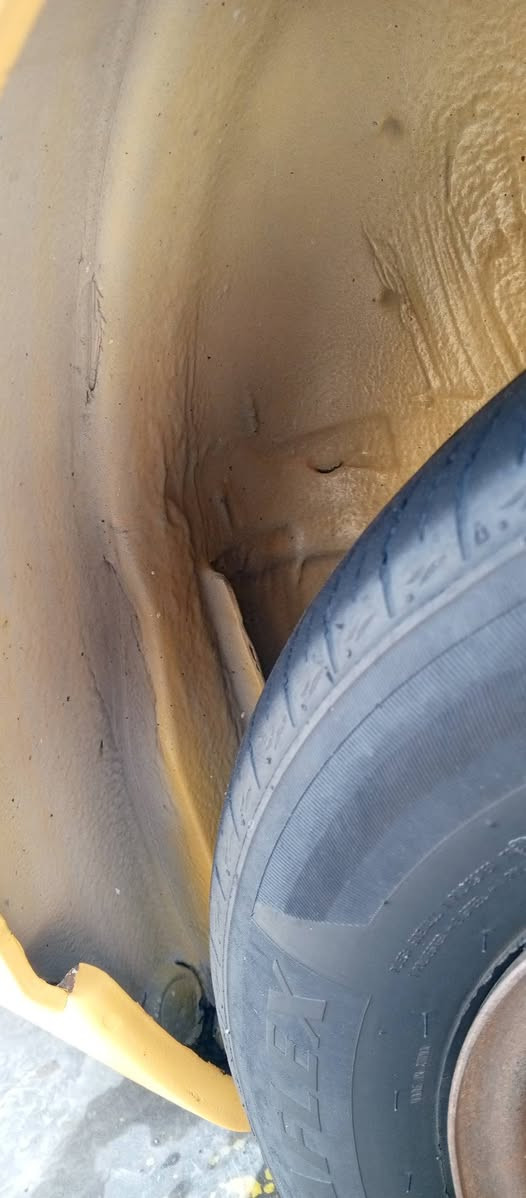 السلام عليكم بيجو الميس موديل 2016 دشبول عالي مكفوله كفاله عامه وضع شركه جديده كلش ماشيه 133رقم دولي بغداد مصفره من كلشي هزه جديده السنويه ال 2030 السعر 55المكان الديوانية الرقم ***********او  ***********
