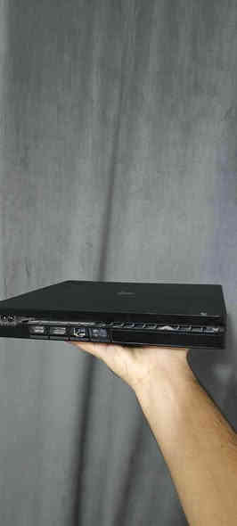 بلي فور سلم ps4 slim نضيف جدا ذاكرة 500 مع جوستكات ثنين وقرص call of duty القرص وحدة سعرة 70 الف اني انطي هدية وي الجهاز وايضاً ويا حساب بي العاب نظام 13.02 اون لاين تكدر تتواصل وياي هنا او على رقمي *********** مكان الناصرية سوق الشيوخ سوق الشيوخ
