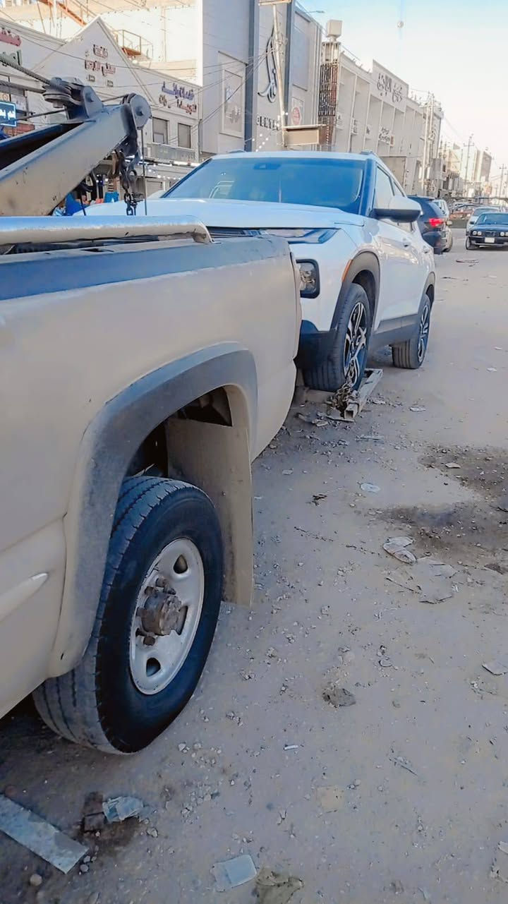 السلام عليكم كرين للاجره لنقل كافه السيارات العاطله والمضروبه داخل وخارج الحله خدمه  24ساعه
***********
***********
