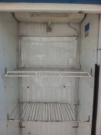 شباب براد حجم كبير للبيع شرط الشغل سعر 350 وبي مجال 07814678004