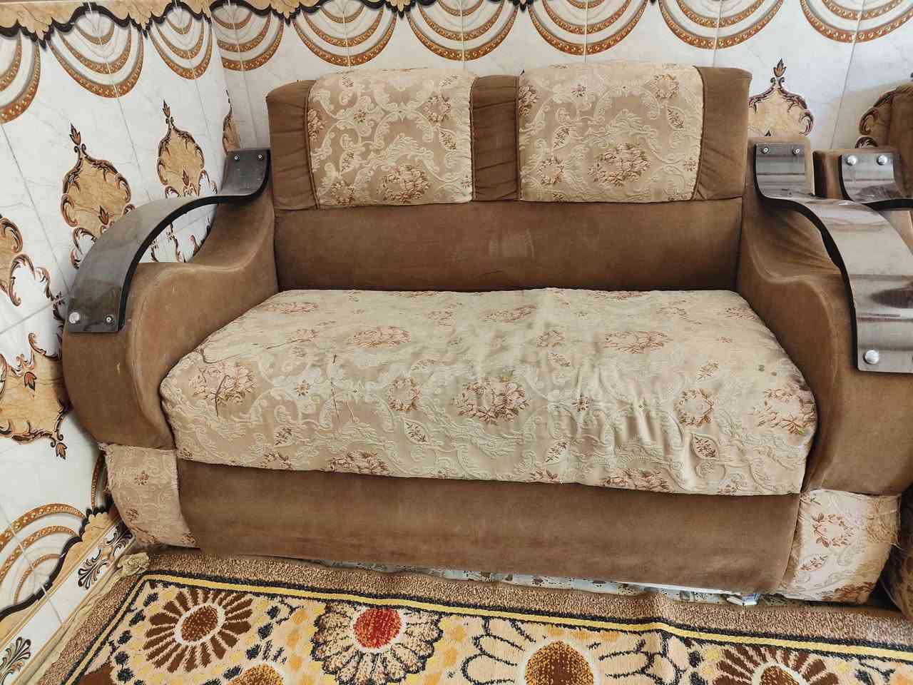 تخم للبيع 9مقاعد للاستفسار***********او المراسلة على الخاص
