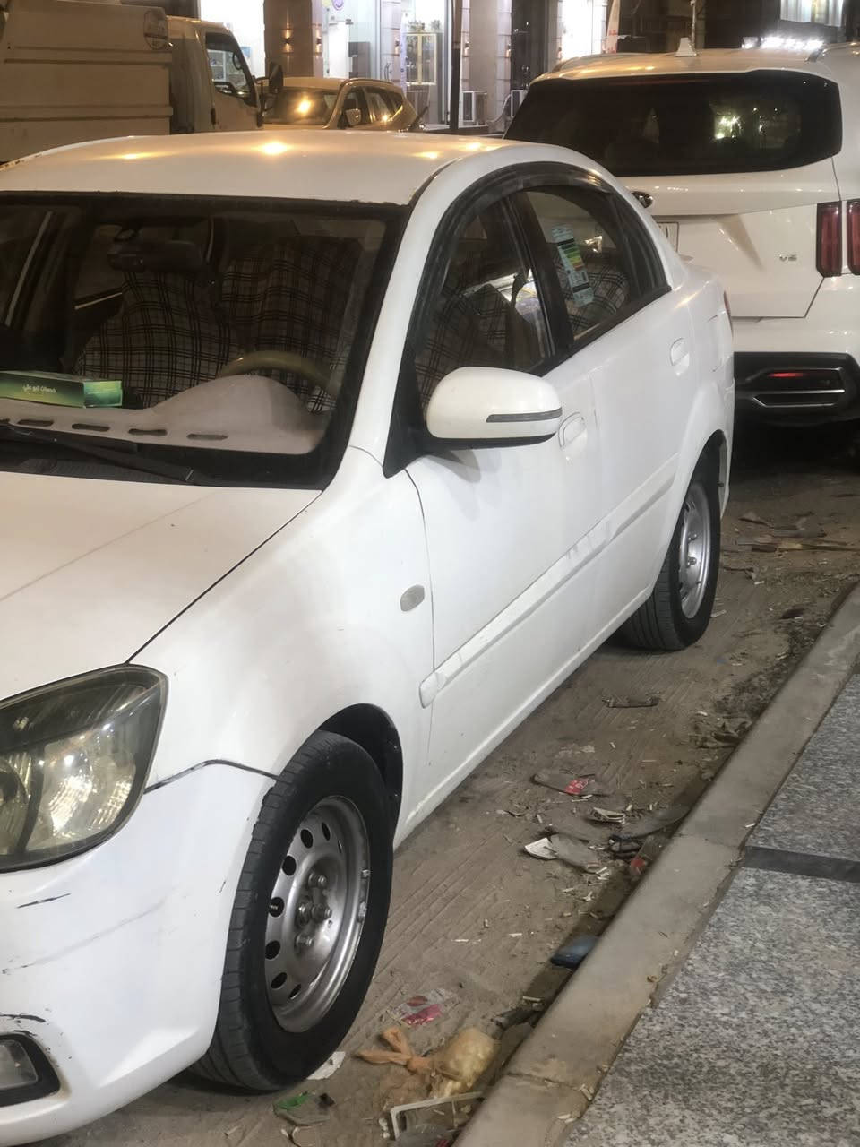 السلام عليكم كيه ريو مديل 12 مكينه 1600 السياره السياره يحتاجلهه حداديه امامي فقط تبريد شغاله كلشي بيهه شعاله بيهه مكانات صبغ السياره رقم بصره نكليزي بسمي تحويل ثاني يوم مكان السياره بصره السعر 82 وبيهه مجال 
 *********** تحياتي للجميع 🌹
