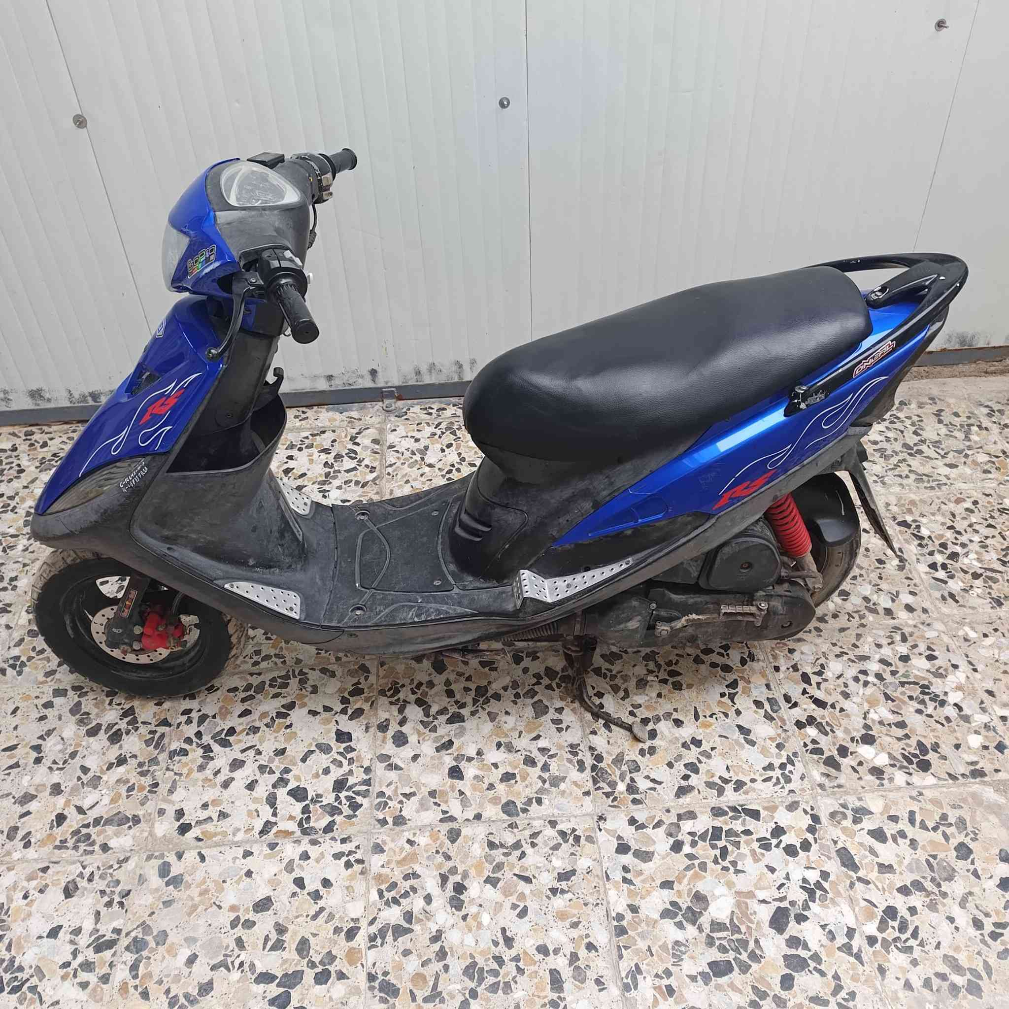 ماكس عدل120 دراجه مابيه أي نقص كامله من كلشي شغال سلف هندر هورن اشاير لايت أمامي مكينه بلاديه 49 شلع ومعدل أوراقه كامله السعر 575وبيه مجال مكاني الحسينية مال راشدي الرقم ***********
