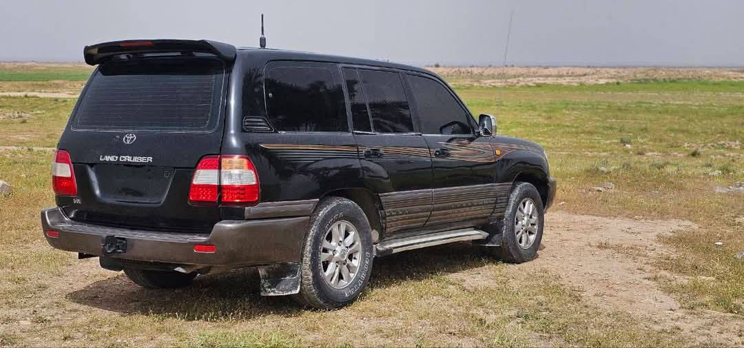 السلام عليكم مونيكا 2006 حديدة للبيع نظافتها مثل ما تشوفون بالصور محركها vvt طاك كازكيت بيه فقط تبريد كامل السعر 55 وبيها مجال العنوان ديالى شهربان
***********
