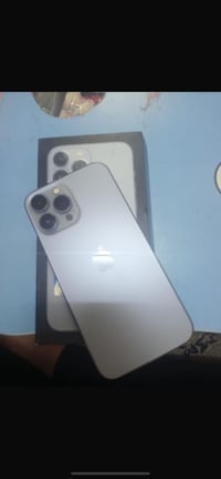 للبيع ايفون 13 بروماكس ذاكره128 بطاريه79 الجهاز بلادي مامفتوح السعر 55...