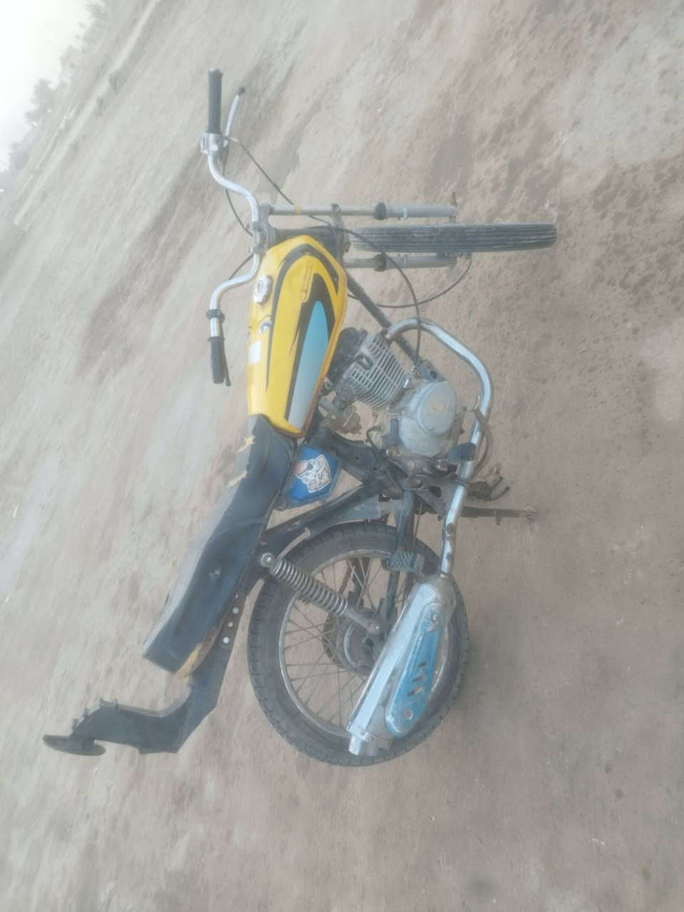 السلام عليكم دراجه للبيع كلك محرك تايكر مفتوح والباقي نامه السعر خاص


**إذا كنت صاحب هذا الإعلان وتريد حذفه لأي سبب، رجاءا أرسل رسالة إلى الدعم الفني**