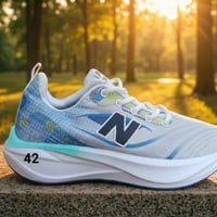 أحذية جديدة • صيني درجة أولى • ٢٢زوج