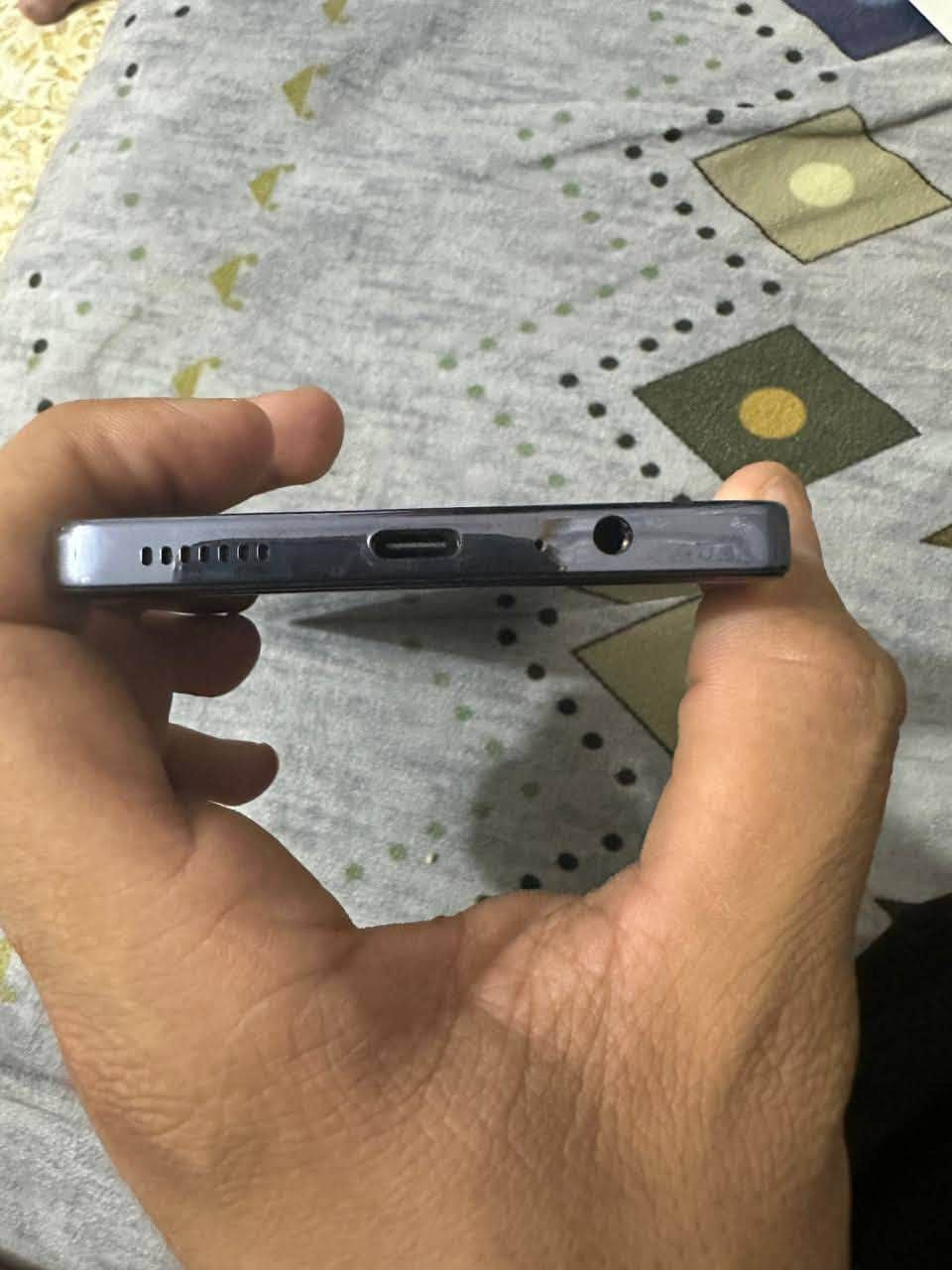سلام عليكم مرخصه الادمن
تكنو بوفا 6برو
ذاكره256+رام12
بطاريه 6000
نسبئه البطاريه 96
السعر240وبي مجال 
العنوان بغداد البلديات 
للاتصال***********
