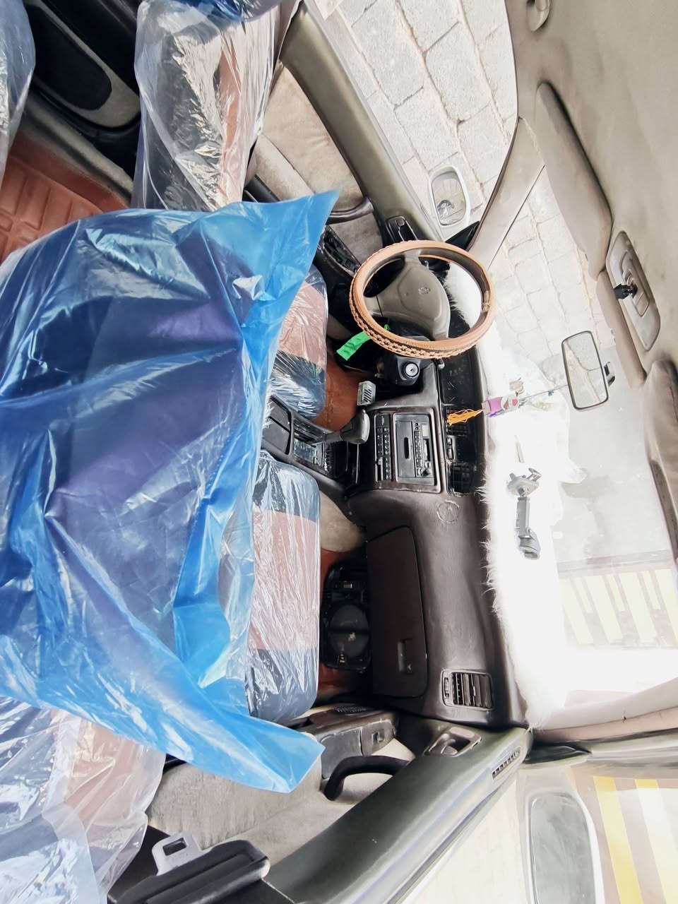 متاح سلام عليكم كراون بطه موديل 1993 فصل   تبريد منضومه كامله جديده ثلج شرط سنويه  لل30 هزه جديده سياره بسمي رقم نجف سياره كفاله كصه ونقل او اصوليات تحويل مباشر رقم إنكليزي مكينه وكير خير من الله دوشمه جديده سعر (٥٨) وبيها مجال بسيط مكان سياره كربلاء الحسينيه ***********
