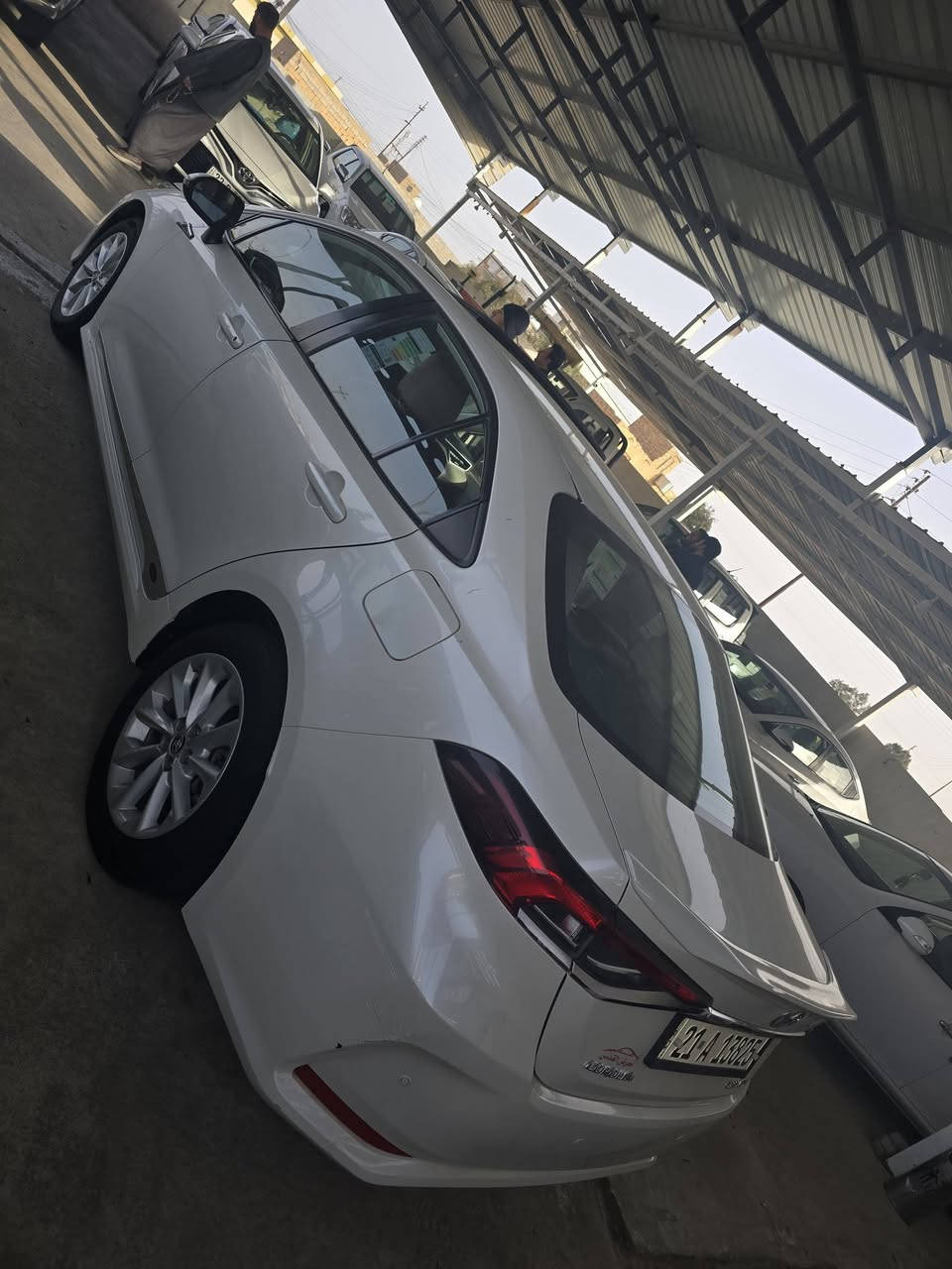 سلام عليكم كورلا موديل 2020مكفوله محرك 2000ماشيه 112الف سعرها 157وبيها مجال مكان  الانبار ناحية الفرات ***********
