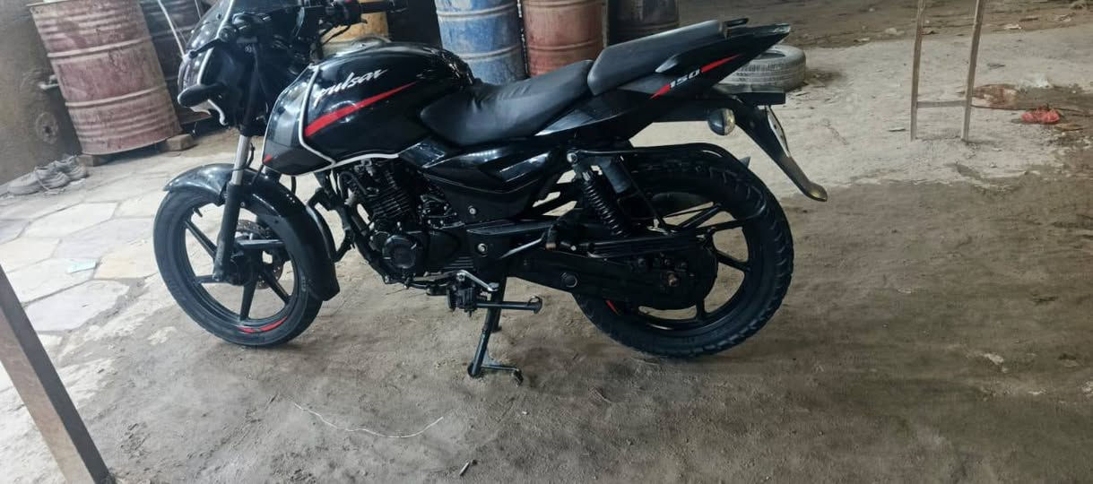 بولسر مديل 22بدل بيها زنجيل سعر واحد 200وبيها مجال ناصرية مركز باقي تفاصيل خاص


**إذا كنت صاحب هذا الإعلان وتريد حذفه لأي سبب، رجاءا أرسل رسالة إلى الدعم الفني**