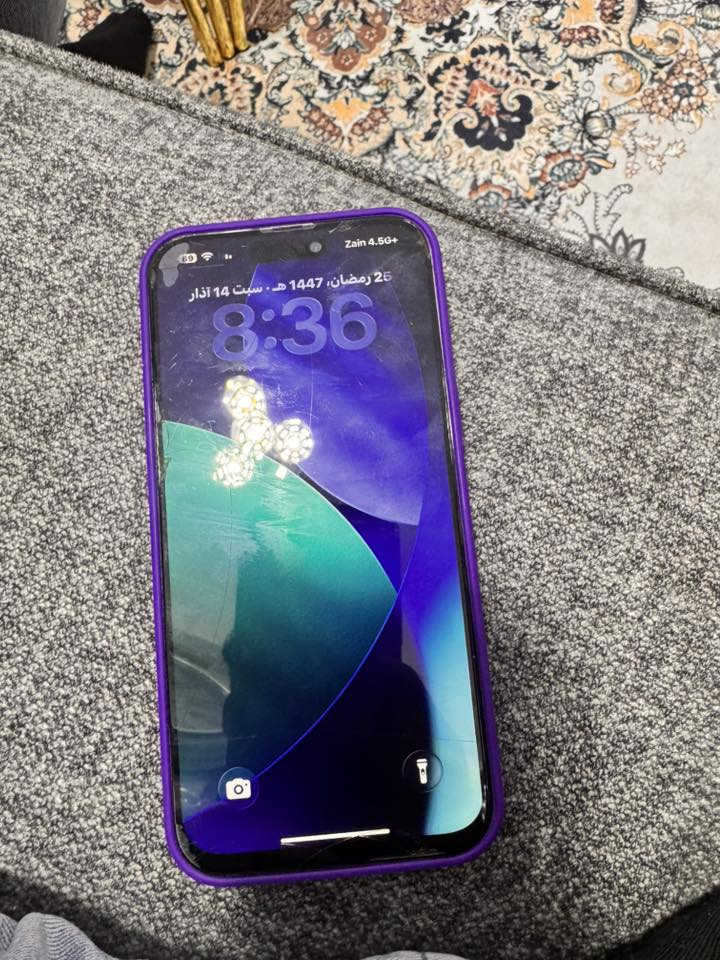 السلام عليكم وين محبين لماستر AAA ذاكره 256 عربي شرق اوسط جهاز كما موضح مبدل شاشه وبطاريه وضهر سعره 650 وبيه مجال تواصل ***********
