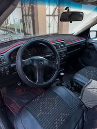 فيكترا • ١٨٠٠ سي سي • ١٩٩٢