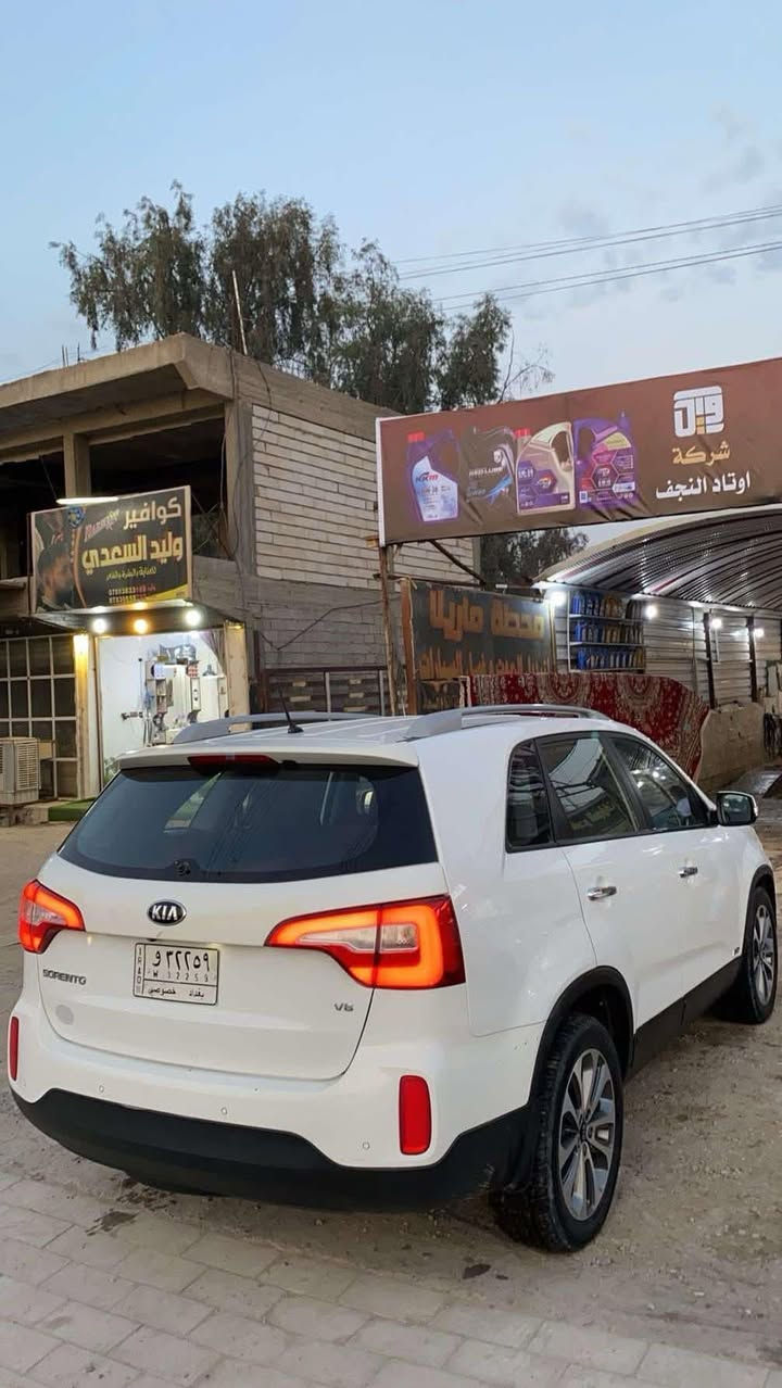 للبيع سورنتو كويتي آعلى فئة واحد 1 على واحد 1
موديل 2015 مكفولة كفالة عامة بلكااااامل
رقم بغداد شرط التحويل
المواصفات 
سبعه 7 راكب 
سته 6 سلندر 
ثلاث 3 قطع تبريد 
بصمه تشغيل 
بصمه أبواب 
اشاره ترحيب
يدات نيكل 
دواسات 

فور ويل
زراكات
حساسات جانبيه 
كاميرا  خلفية 
إشارة بالمرايه 
تحكمات ستيرن
بردات جانبيه 
شاشه 
كشانه جلد
كشانه كهرباء 
السيارة مكفوله كفاله عامه من الصبغ والتبديل والبارد
السعر (185)
المكان نجف كوفه 
للأستفسار الأتصال 

‭٠٧٨٢ ٤٦٢ ٩٤٢٢‬
