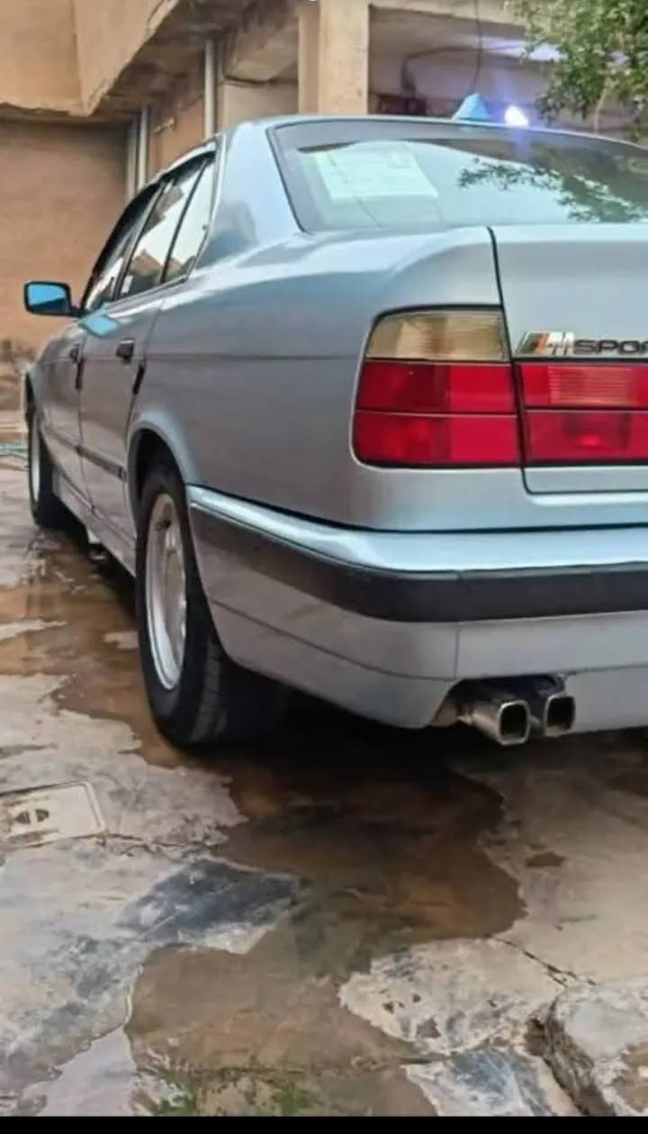 BMW حجم520موديل 91 فول عدى سلايت بخ جماليه فقط سنويه وهزه جديده 50 بي قليل مجال ***********
