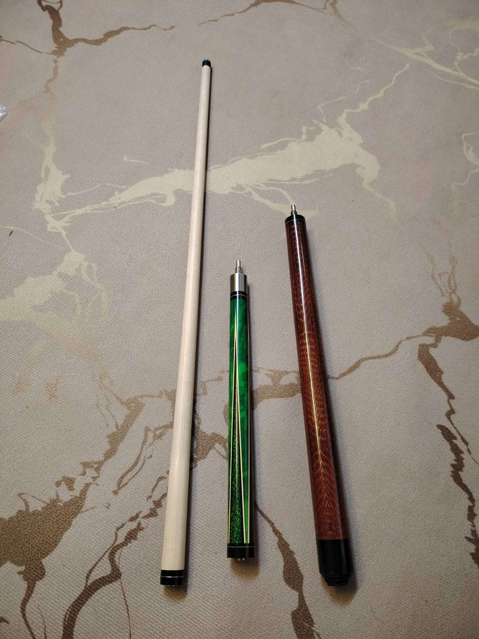 سلام عليكم كيوبت كسره وجمب بهل شكل السعر القطعه ٥٠ قفل واني خادم للطيبين


**إذا كنت صاحب هذا الإعلان وتريد حذفه لأي سبب، رجاءا أرسل رسالة إلى الدعم الفني**