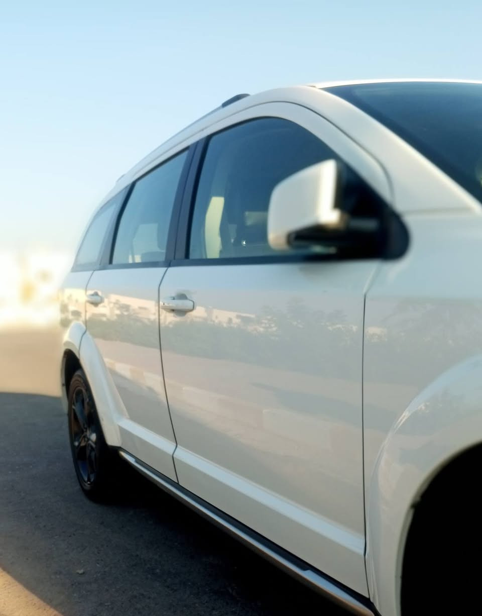 دودج جورني 2019 فئة كروز رود اعلى فئة   
--------------------
مواصفات السياره:-

- 7 راكب .

- محرك 6V 3600 .

- تبريد 3قطع ثلج.

- نظام سلامة ABS.

- ⁠السياره وارد امريكي 

- مثبت سرعه.
- شاشة جبيره.
- بصمة تشغيل 
- ماشيه 82 ميل 
- رقم اربيل   باسمي شرط تحويل.
- كاميرا خلفية.
- أضوية LED.
- كراسي جلد.
- مرايا كهربائية.
- مدخل AUX/USB.

السعر.  اكتب بل تعليق تم يصلك السعر 

- حادثة كلش بسيط الدعاميه من جه السايق   تراسلني واتساب ارسله الك.
- السيارة نظيفة مالت بيت وكلش مداريه ومحافظ عليه وبالواقع احله من الصور بهواي وما تحتاج دينار كاملة وجاهزة.
رقمي ***********
- سيارة مكانه صلاح الدين
