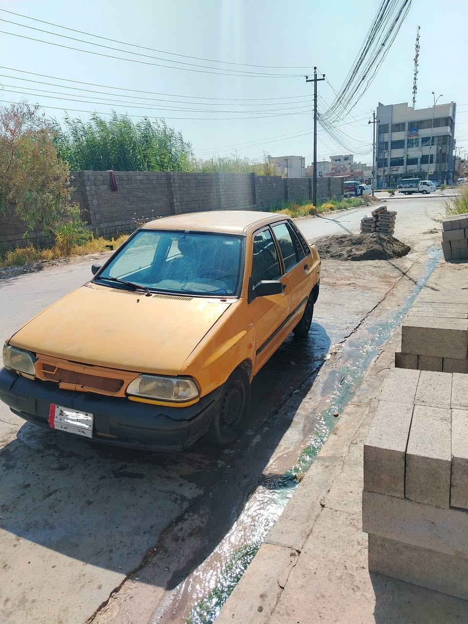 سايبه للبيع 2012 محرك مازده كير شرط تبريد بس يحتاج غاز ⛽ سيارة 🚗 شوفت العين نضافه وسط طخم جديد هيه غرمات 390 لو اقل ليت زينون شاشه فول موصفات اندرويت اصلية  قفل مركزي جوم كهربايه   ملاحضه السيارة شرط تحويل بدون وكاله اخواني لاتجي تكلي وكاله رجاء السعر 14 رقم 📱 رقم موبيل *********** بي وتس اب ويها كبون مدة شهر الغي
