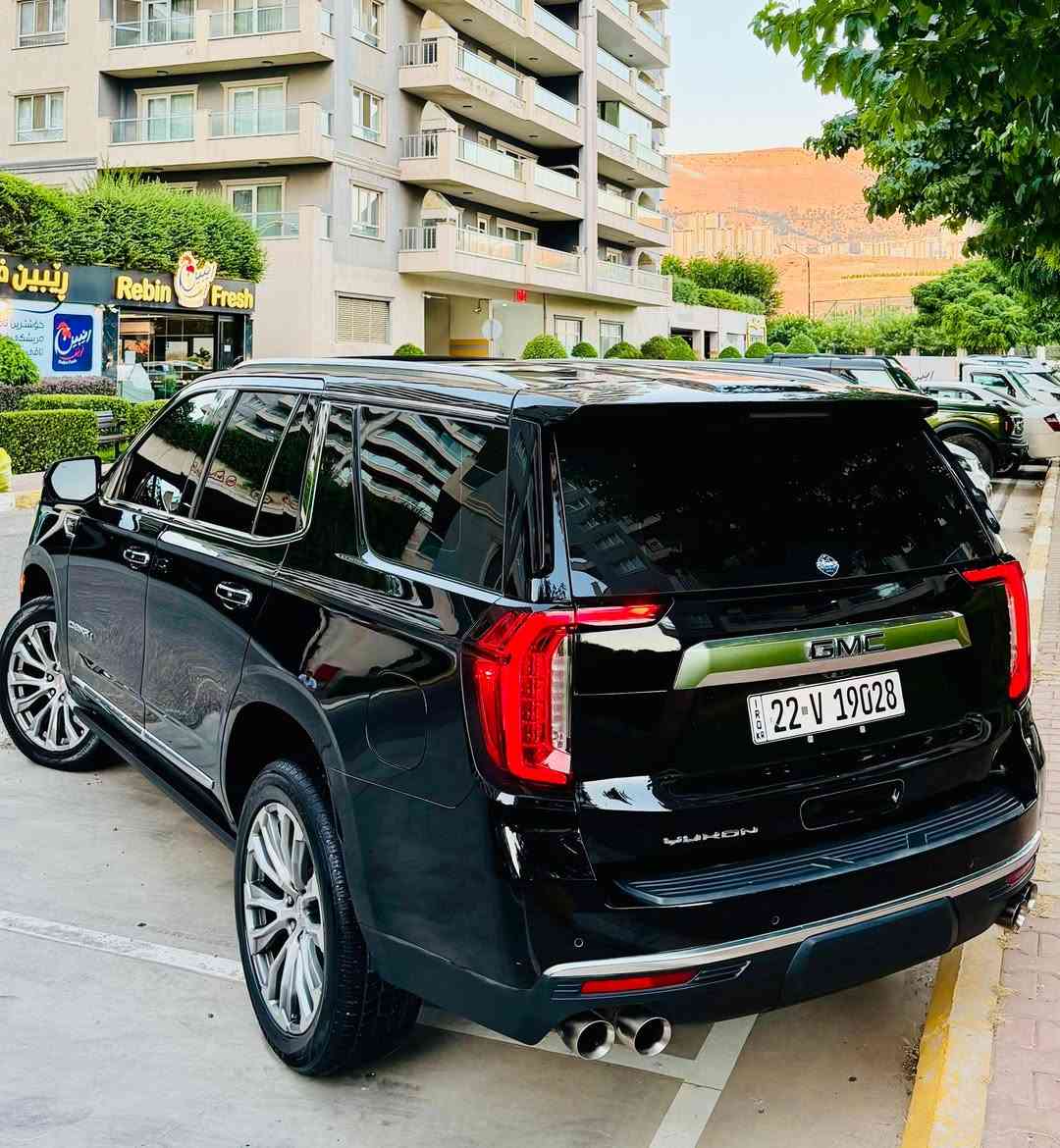 GMC.2021. دينالــي🦅
___صفر شركة  منصور خليجى...☑️

يسعدلي مساكم حبايبي واصدقائي 🌹

بدون صبغ ❌

بدون صبغ ، بدون شخط ،
 بدون رصعات ، 
حتى دعاميات  بشرط بدون صبغ ✴️

“،”،”،”،”،…….،”،”،”،”،”

محرك كير بشرط مامفتوح 
سنوية زنكة كلشي جديد 
والسيارة بأسمي ✔️

 ❇️ماشيـية،80,الف❇️

السيارة كلش كلش حلوة نظيفة مرتبة لوك لوك 💫

•••••••••••

‎كشنات منفصل رئاسي  ✨  -GMC  -ViP

‎حجم المحرك : 6.2 لتر 
‎عدد الاسطوانات : 8 سلندر 
‎القوة الحصانية : 420 حصانية 
‎الكير بوكس : 10 سرعات 

<<<<<<<>>>>>>>

مواصفات 🔻

‎نظام هيدروليك 
‎دخول ذكي للسياره ( بصمة )
‎شاشات خلفية
‎دفع رباعي دبل
‎دوسات كهرباء
‎شاشه اماميه كبيره
‎شاشات عدد 2 خلفيات
‎كامرات 360 درجه 
‎كامرا خلفيه بالمرايه
‎بانوراما طكتين
‎شاحن واير ليس
‎كشنات جلد
‎كشنات كهرباء
‎كشنات خلفي منفصل
‎رادار تحديد مسار
‎رادارات جانبيه
‎رادار امامي
‎ثلاث قطع تبريد
‎هيترات بالكشنات تدفئه تبريد امامي خلفي
‎دوسات كهرباء تفتح ويا الباب
‎بصمه + بصمة ابوب 4
‎صندوك كهرباء
‎فورويل 4x4
‎هند بريك بصمه
‎استيرن كهرباء
‎اتو ستوب
‎حساسات خلفي امامي
‎كشافات
‎لايتات لد + فول زنون
‎بكلايت لد خلفي
‎كشنات الخلفيه كهرباء
‎سبعه راكبj
‎داتو شو
‎هيتر بالاستيرن
‎فول تحكم ستيرن

‎وبعد بيه مواصفات هواي والدنيالي معروفة مواصفاته فول الفــووول 💯

سعرها:-468بلاش بلاش

📍مكانها سليمانية- وشايف خيرها الشاريها 🌷
***********
