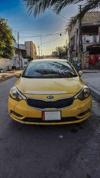 📍 الموقع: بغداد /البياع/حي الشهداء
المواصفات:
• اللون: أصفر (دوش) — نص مواصفات
• الممشى: 196,000 كم
• السيارة ليبل واحد
• المحرك والكير بحالة جيدة
• التبريد يعمل بكفاءة
• أكسسوارات السيارة كاملة حسب الفئة
• بيها طخة خفيفة على البنيد موضحة بالصور

💰 السعر: 11 الف دولار — وبيها مجال بسيط

ملاحظة: السيارة جاهزة للفحص.

للاستفسار والتواصل يرجى الاتصال على الرقم.
***********
