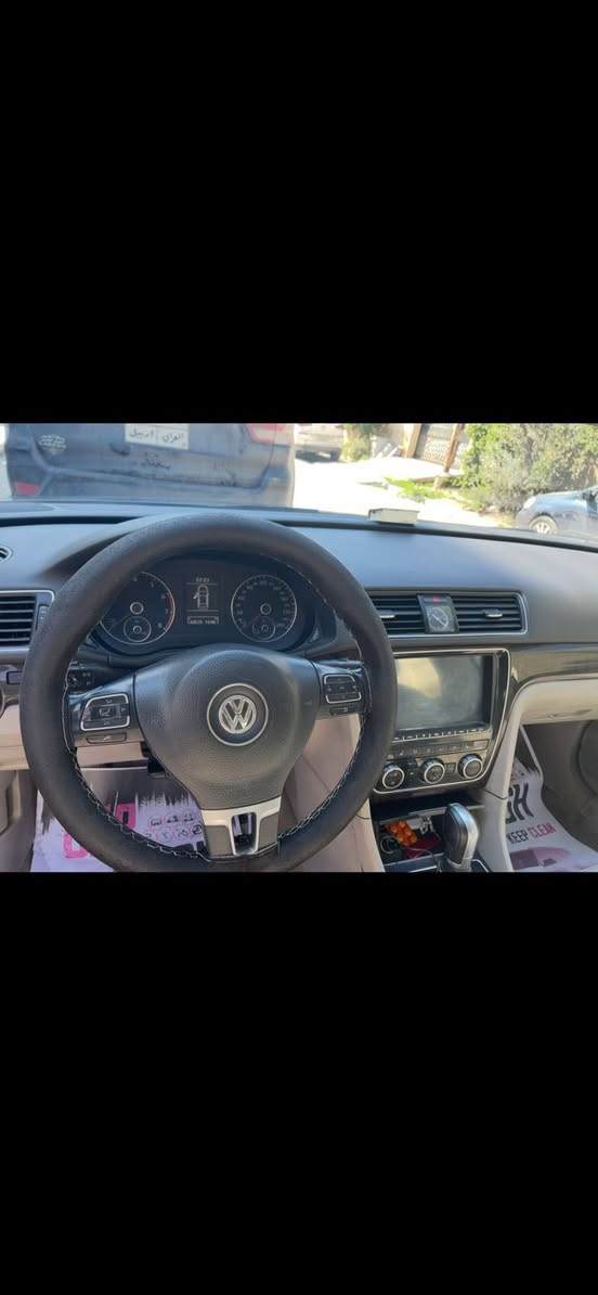 السلام وعليكم
باسات ٢٠١٦ خليجي 
مكينه ٢٥٠٠ (٥سلندر)
بيهه صبغ مكانات 
مكان السياره /بغداد
الرقم ***********
