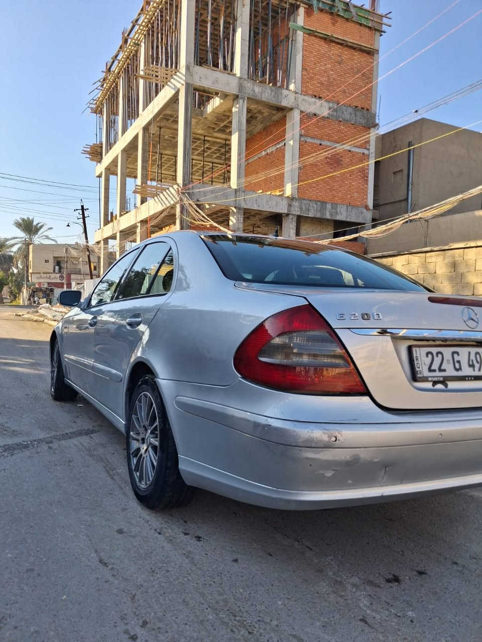 للبيع مارسيدس e200 موديل ٢٠٠٨ جاهزه وجديده ما بيها نقص فول مواصفات سياره مال بيت ومال جناي ما بيها مصرف الف دينار السعر ١١٨ ورقه العنوان بغداد ‭٠٧٧١ ٨٤٠ ٦٧٧٤‬
