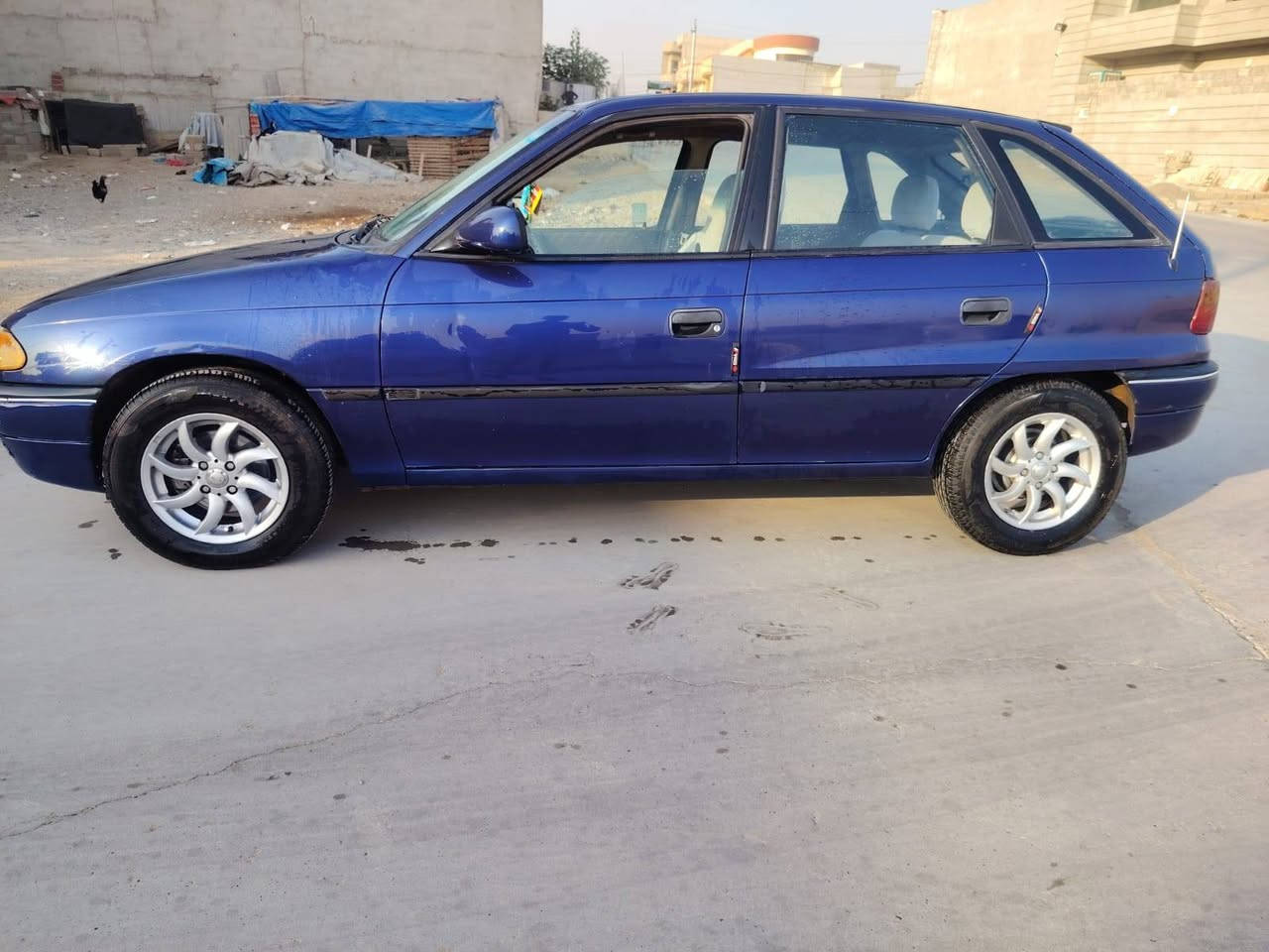 السلام عليكم استره موديل ٩٣ كير محرك شرط غرمات صفر كير وتماتيك رقم نينوئ شرط التحويل /السعر اتصل ***********
