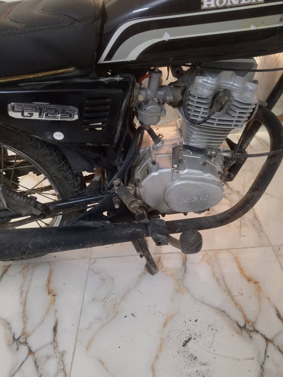 دراجه للبيع اوراق اصولي مديل ٢٠١٣ وكيل شارع بغداد المكينه مبدل بس ابطاله فقط هاذ رقمي ***********
