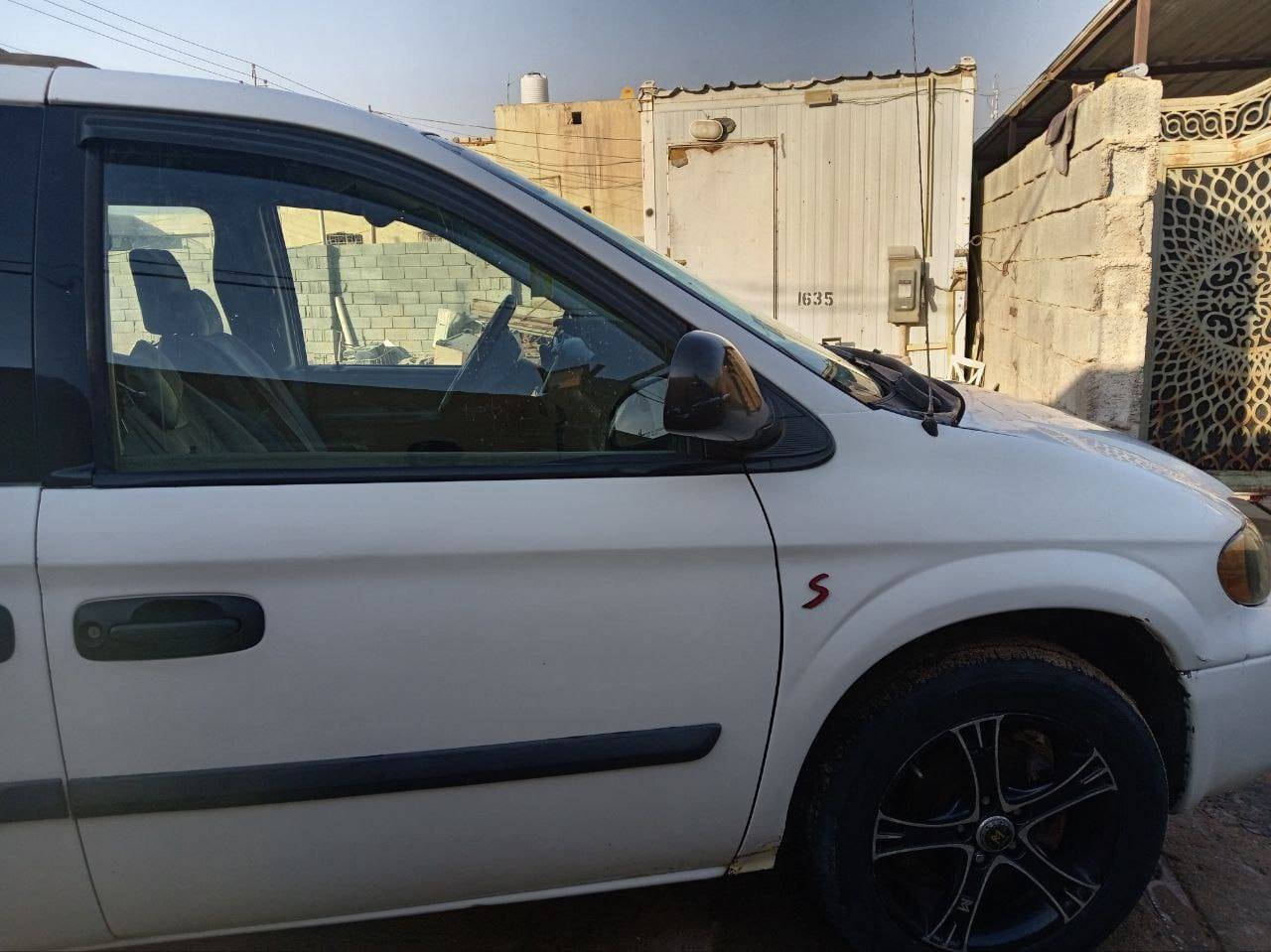 سلام عليكم دوج كرفان طويلة 2007 مصبوغة حزام والباقي جاهز رقم بغداد
موجودة في البصرة 
السعر 68
***********
