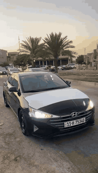 السلام عليكم 

النترا 2020 وارد امريكي ربع البنيد صبغ وجاملغ جهت السايق وبارد بلباب
ممشة السيارة 64 
مواصفات السيارة
نقطة عمياء 
رادار امامي 
تحكم ستيرن 
تلث وضعيات قيادة 
سعر البيع 137 وبيهة مجال
مكان السيارة الشعب / حي تجار 
***********
