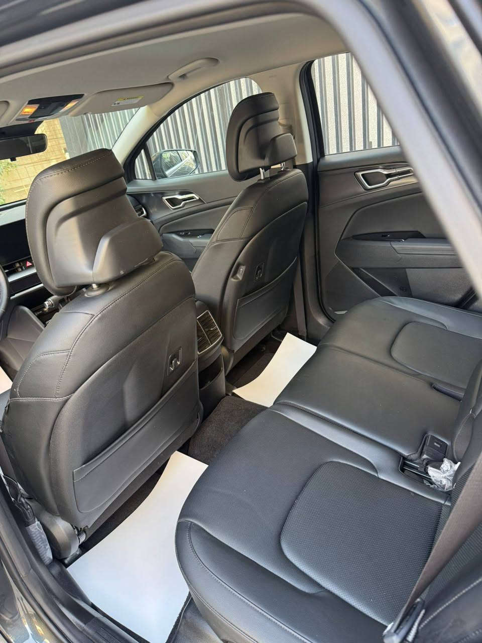 --
السلام عليكم 

كيا سبورتج لون رصاصي 

وارد امريكي موديل 2025رقم اربيل

سياره كلين كفاله شواصي الغود 

ايرباك كله سليم

سياره اخت الزيرو ماشيه3000مايل

المواصفات

بصمة
تشغيل عن بعد
هاند بريك بصمة
نظام ترحيب
شحن وايرليس
رادارات
كشنات جلد 
حساسات وكاميرا
محرك 2500
كشن السائق كهرباء 
تدفئة كشنات
تحديد مسار
تبريد قطعتين
مانع انزلاق
نزول منحدرات
نظام abs
نظام فحص ضغط الاطارات 
وضعيات قيادة
فول تحكم ستيرن
لد امامي خلفي
نقاط عمياء
ويل كب كروم
اوتو هولد 
اوتو ستوب
داخل جلد اسود  

السعر 217$

مكاني بغداد زيونه

رقم الهاتف***********
