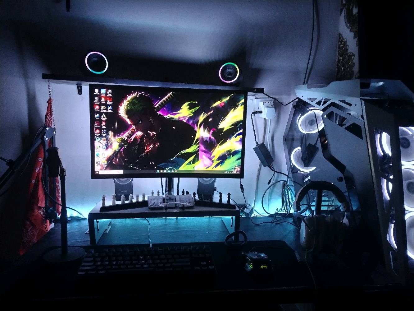 سلام عليكم pc للبيع الموصفات كارت الشاشه ام اس اايي 1660اقتصادي معالج كور ااي 9 الجيل العاشر مذر بورد ازوز مزود الطاقه 700W رامات 8-8 كييس من شركة أكس الحجم الكبير اربع نسخ فل عراق و خمس مراوح ار جي بي مع الريموت و امكانك اضافه ثلاثه مراوح لل المبرد المائي السعر 700 الف و بي مجال 