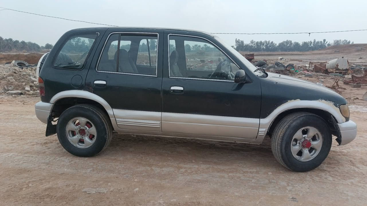 سلام عليكم 
سبورتج 93 فور ويل مكينه وكير خير من الله مكفولات كير عادي تايرات جدد دواخلها نظيفه كشرها نظيف رقم #بغداد الدولي سنوية لغاية 2031 بنص ساعه السيارة تتحول بأسمك السياره تخبل يرادلها ترتيبات جدا بسيطه سعرها 37 وبيها مجال حك الجية مكاني #كربلاء_المقدسة((***********))
