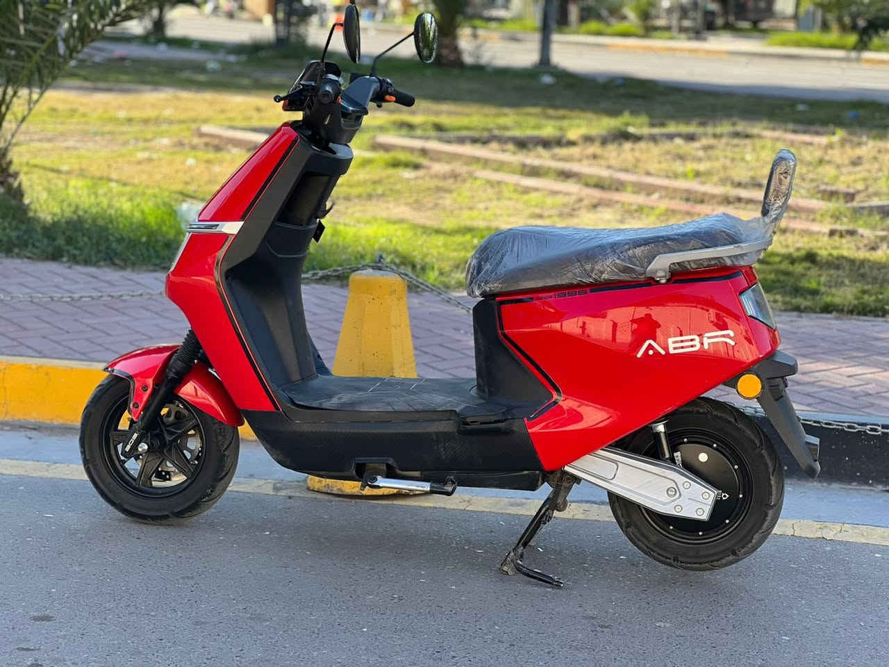 السلام عليكم دراجة فول مواصفات زيرو ٦بطاريات كبار 
 دراجة زيرو وصل الشراء موجودة سعرها ٧٥٠ قفل مكاني 
بغداد حي العامل رقمي ***********
