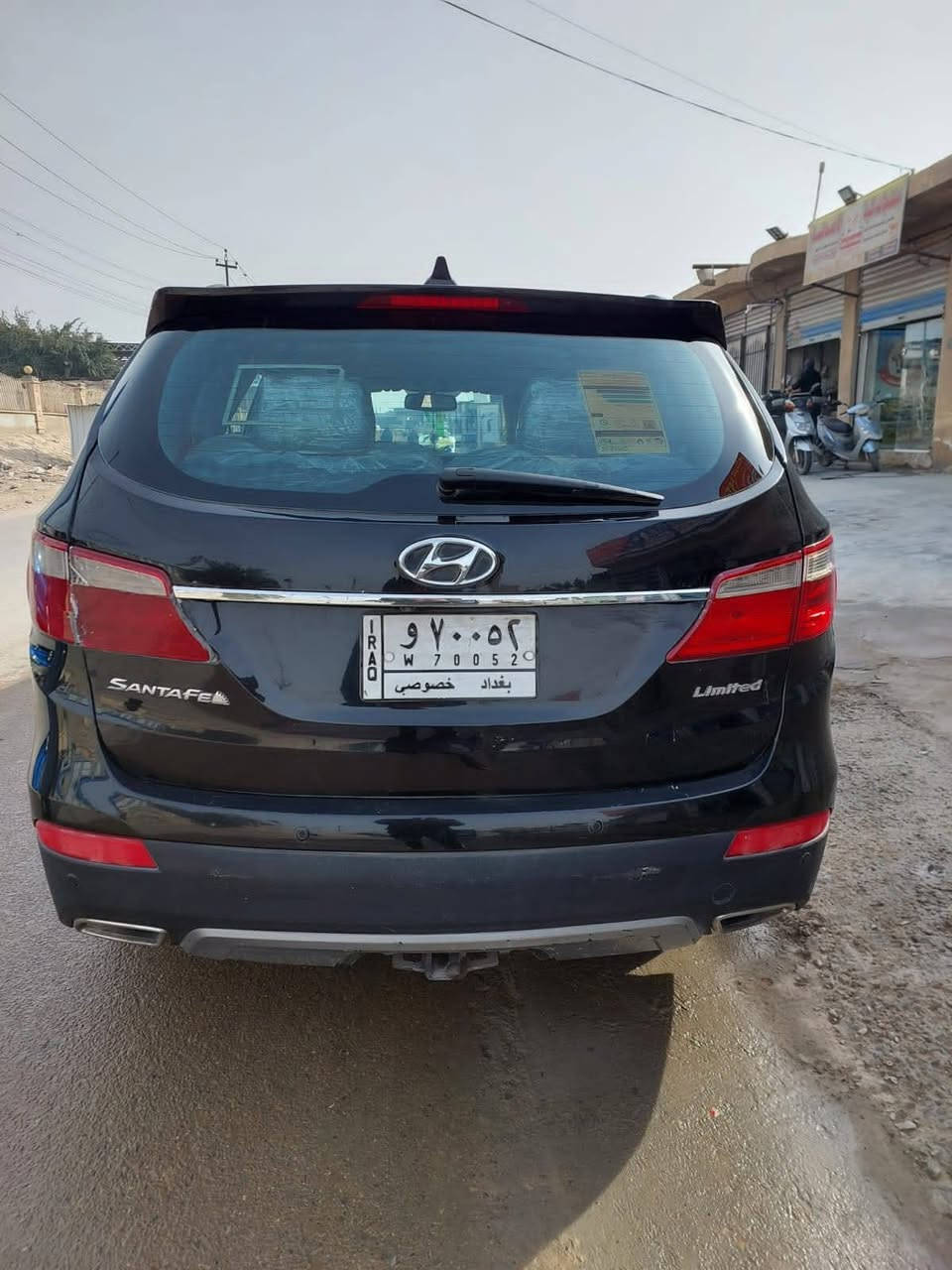 سنتافيا موديل 2014وارد
فول الفول من عده الفتحه بردات 7راكب
محرك6
 3تبريد
سياره رقم بغداد بسمي 
تحويل مباشر
***********
