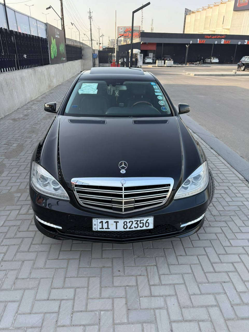 بيع مارسدس اس اكلاس مراوس حسب القناعه  موديل 2009 محدثه 2013 رقم بغداد انكليزي بسمي تحويل ثاني يوم وارد يابان بيها 4 قطع اكلير بدون حادث سونرها وياه الصور مكينه 350 6 سلندر فور مواصفات بردات ناضور ليلي بصمه بوب شفط جكات رادار وبعد بيها مواصفات ومعروفه مواصفاتها الجنايتها السياره احلى من الصور كير محرك تبريد خير من الله تخم تاير جديد باتري جديد السعر/168)وبيها مجال بسيط التصال***********العنوان بغداد الشعب قرب مسبح العداله
