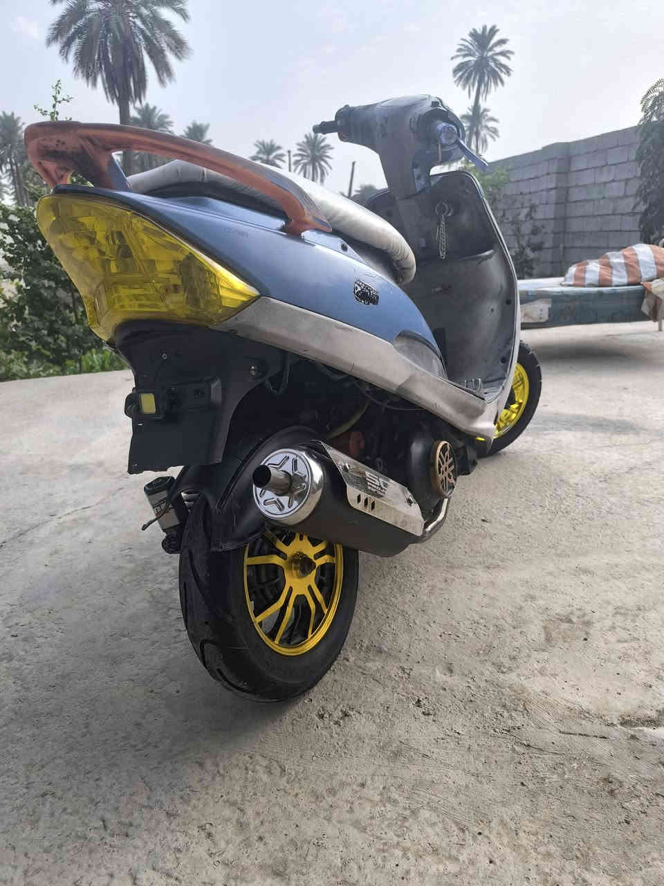 للبيع ماكس منغولي 400 وبيهة مجال
ديالى هبهب 
التفاصيل خاص او علة هذا الرقم ***********
