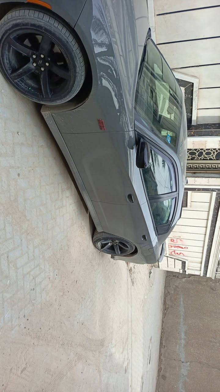 جارجر ٢٠١٩ مراوس أو بيع سبورتج أو كي فايف بسعر اقل
V8 5700 سوبر تراك باك 
السيارة حادثهة الجاملغ الخلفي قطعة منة ومصبوغ وبيهة كلير جاملغ السايق وباب السياق كلير فقط بدون معجون من امريكا بدون ايرباك السيارة ماشية ٧٩
سيارة عليهة تعديل بالمكينة وتزويد وبرمجمة قوية عليهة 
كير صدر  تبريد جديد 
السيارة مفرغة كامل عليهة دبات اصليةفتح وسد بالريمونت عليهة شوتة اصلية afe power +اويل كاج 

موصفات السيارة 

شفتات ستيرن 
شاشة جبيرة 
رادارات بالمري 
حساسات خلفية 
/// السعر 210 
***********
كشنات حضن 
نظام سبورت 
سوبر تراك باك 
تشغيل عن بعد 
السيارة عليهة لد متغير بالمازدات 
لد متغير داخلي 
عليهة قمارة روز متغير تخم تاير سنويه جديده هزه جديده
