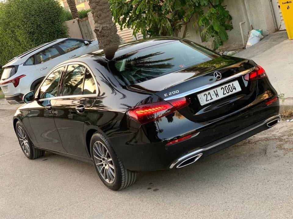 مارسدس E 200 2022
🛑ماشية 37 الف كم حقيقي 

وارد الماني كلين تايتل 

بصمتين 

بدون فتحة 

مري شفط ، اوتو بارك 

المقاعد جلد ومخمل 

مغلف ppf عند مركز nvn

🛑رقم مميز مواليد ٢٠٠٤

مكفولة من الضربة والصبغ

جاهزة بدون اي نقص مع كامل الكتلوكات والملحقات

السيارة باسمي تحويل مباشر 

للاستفسار 

***********

***********
