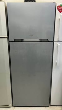 ثلاجة فيستل • ١٨ قدم • مستعملة نظيفة