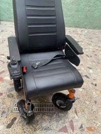 عربانه شحن لبيع جديده السعر 500 وبيهه مجال رقم 07726117336