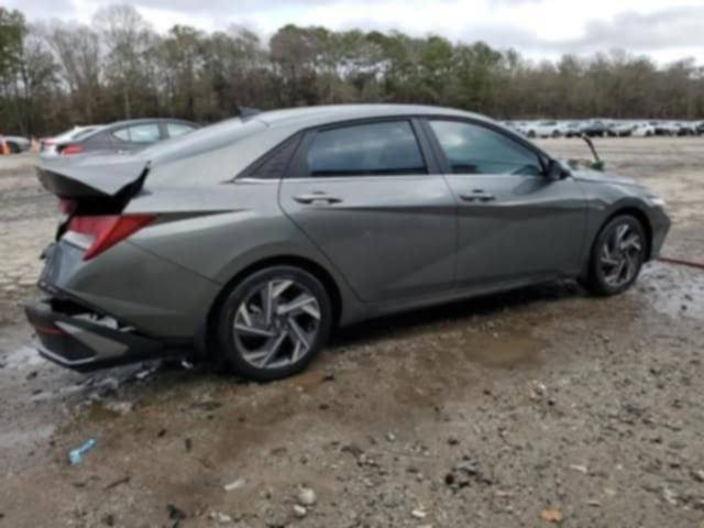 سلام عليكم سياره النترا هايبرد ٢٠٢٥ فول واحد على واحد قطر الصبح ما بيه ولا 
سياره باسمي تحويل ثانيه
ضربتها بس  من جوه من امريكاء
سياره ماشا 30,000
سعرها 165 وبيها مجال حق جي
*********** رقمي
مكاني بغداد الشعله
