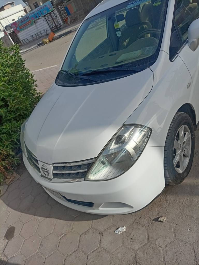 نيسان تيدا مديل 9 خليجي ياباني اصل رقم بصره كفاله عامه عده الباب ربع صبغ سياره جديده ع وضع شركه بشرط برغي ممفتوح بيه وجاهزه من كلشي الاستفسار *********** مكاني بصرة الزبير, البصرة
