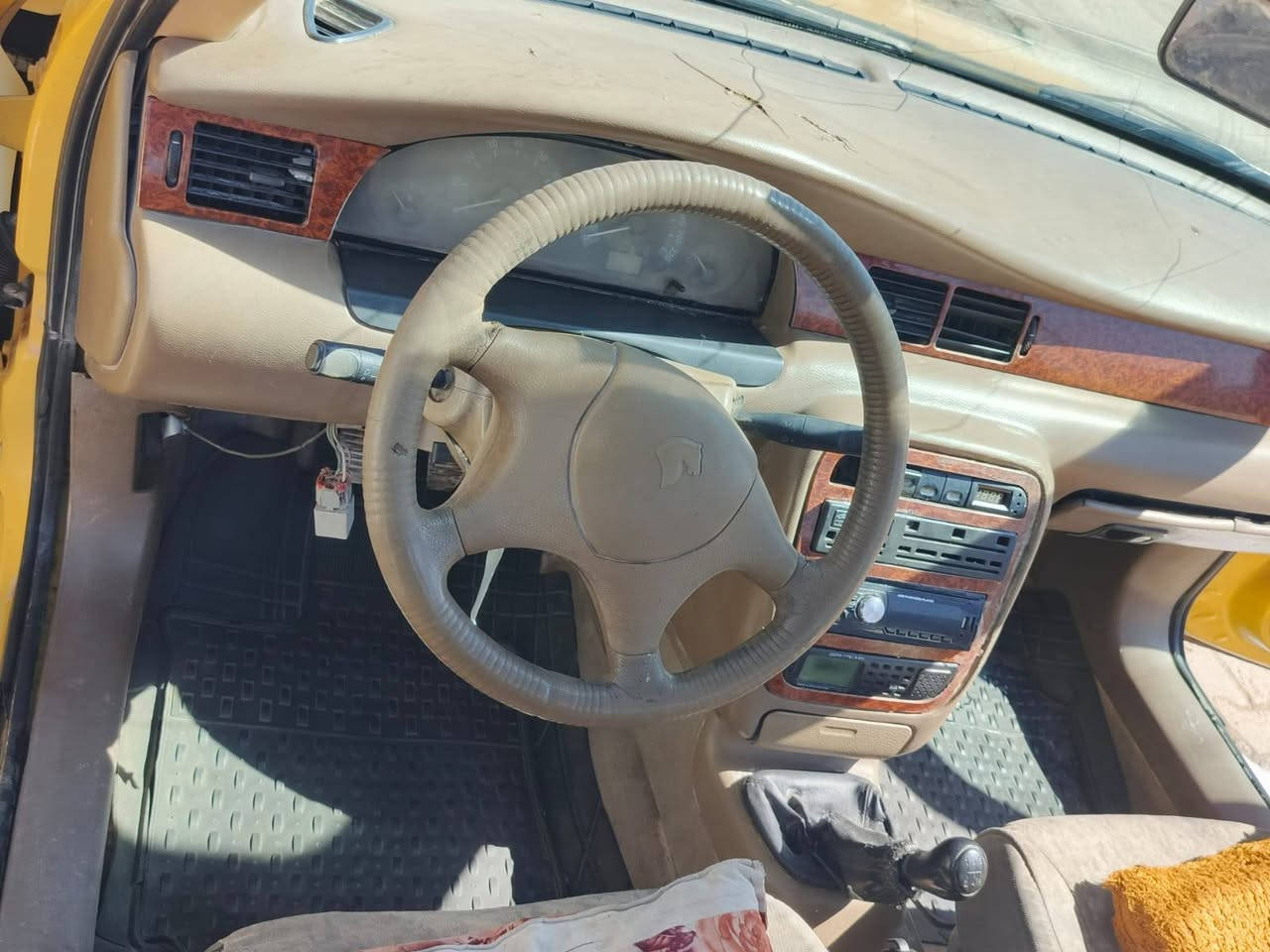 السلام عليكم ورحمة الله
سمند موديل 2010 كير مكينه تخم تاير لوك رقم كربلاء مشروع وطني سنويه 27 صاحبه موجود مداور شوكت ما تريد بيه طخه بجاملغ الخلفي الايسر مسمكر بس تصبغ  سعره 21$وبيه مجال للأستفسار ***********بي واتساب علما غير متواجد على الفيس
