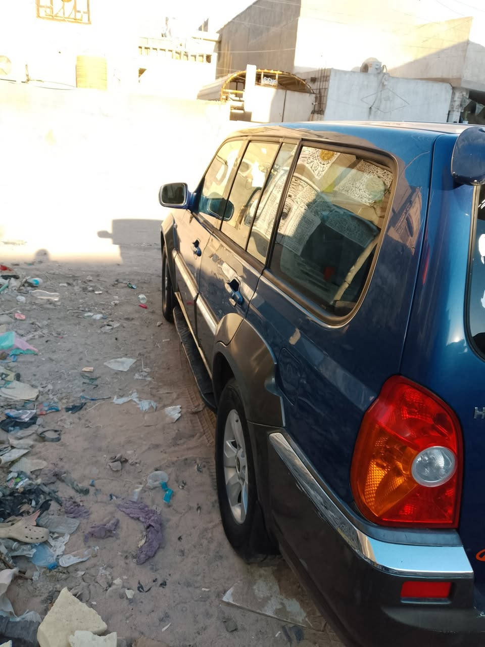 السلام عليكم سيارة هونداي تراكان موديل 2002مكفوله من الضربه والصبغ سياره جاهزه من كل شي رقم ميسان انكليزي بسمي مكاني بصره للاستفسار الاتصال على الرقم ***********السعر 75بيها مجال
