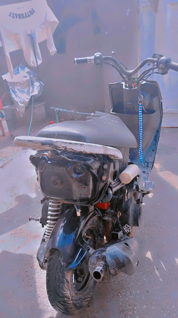 سلام عليكم دراجات ماكس نظيفه للبيع سعر 200 وبيها مجال الرقم ***********
