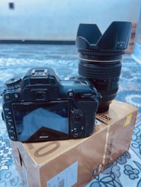 للبيع نيكون 7500D نظافة 90‎%‎  ملحقات كاملة   مع عدسة الغنية عن التعري...